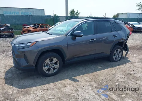 2024 Toyota Rav4 Xle z USA, uszkodzony, nr VIN 2T3P1RFV6RC467534